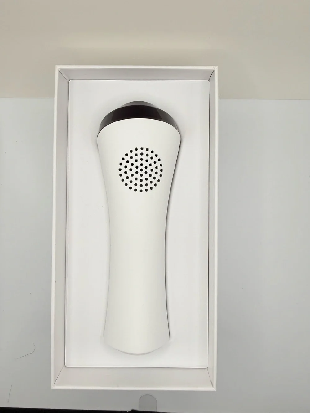 NWT Depuffing Wand, Hot & Cool Face Massager with Thermal Cryo Vibration